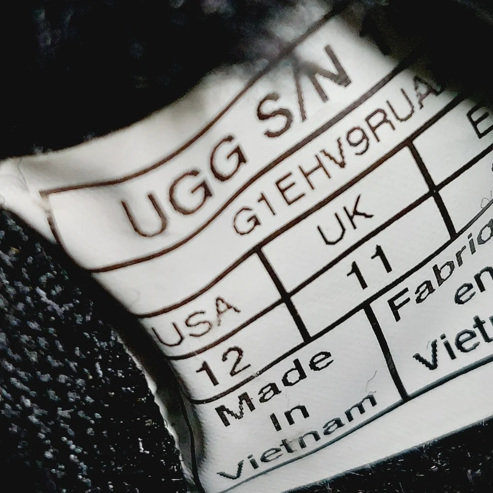 Ugg Neumel II Black Suede Side Zip Lace Up Winter Snow Ankle Boots M527